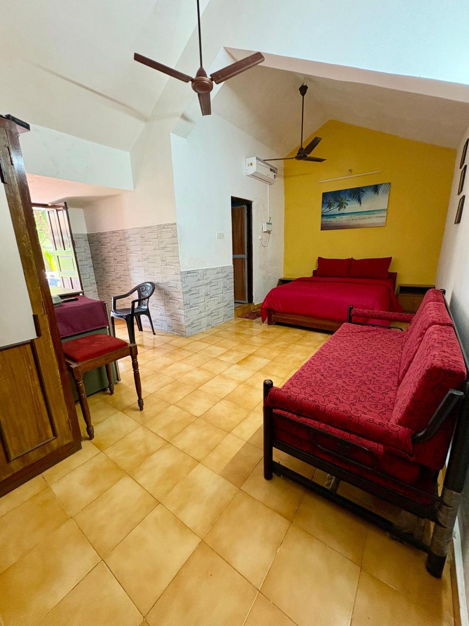 Jes Guest House Majorda Exterior foto