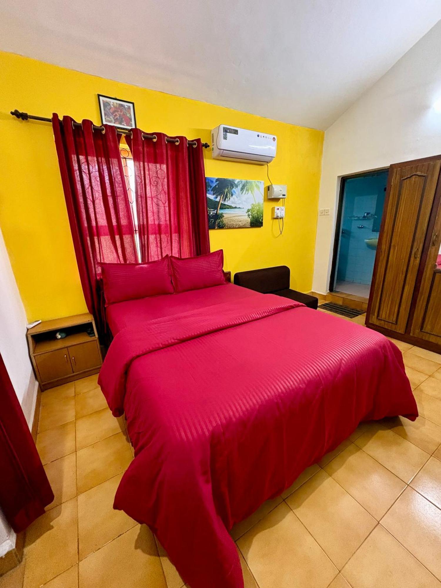 Jes Guest House Majorda Exterior foto